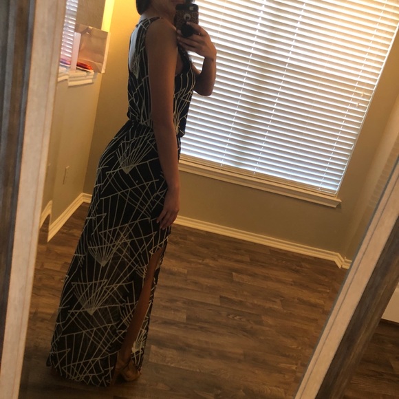 Lush Maxi Dress - Picture 2 of 5